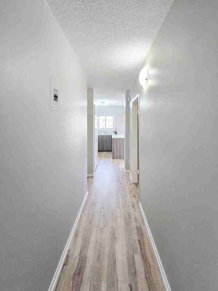 314 21 Ave Sw - Photo 6 of 29