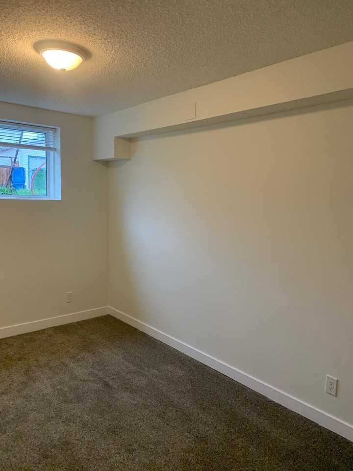Coverdale Way Ne - Photo 2 of 8