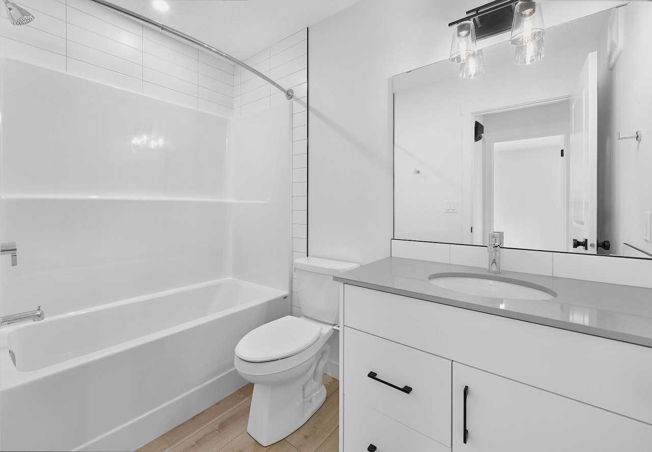 7604 8616g - 7604 83 Avenue Northwest - Photo 6 of 8