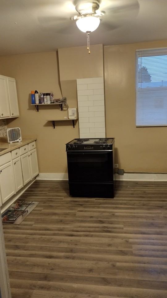 917 S Springfield Ave #2 - Photo 7 of 11