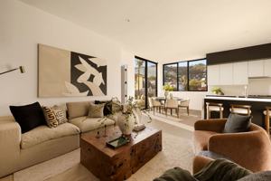 featured image of 1264 N Harper Ave #PH1