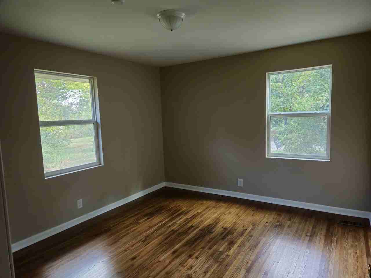6125 N Lamar Rd #NA - Photo 5 of 9