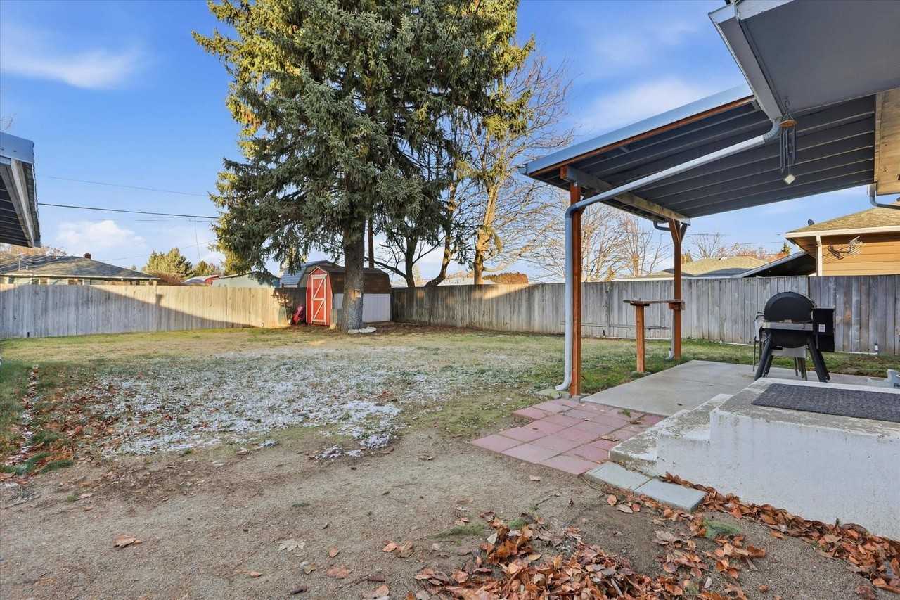 10811 E 7th Ave #NA - Photo 5 of 21
