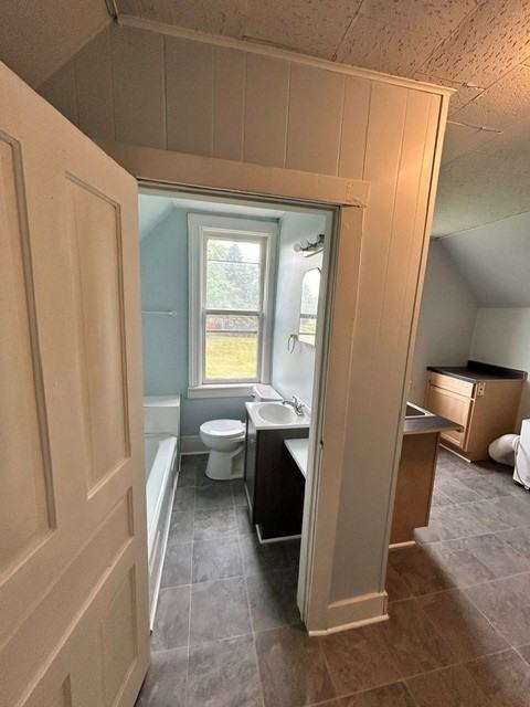 4610 S Washington St #2 - Photo 3 of 9