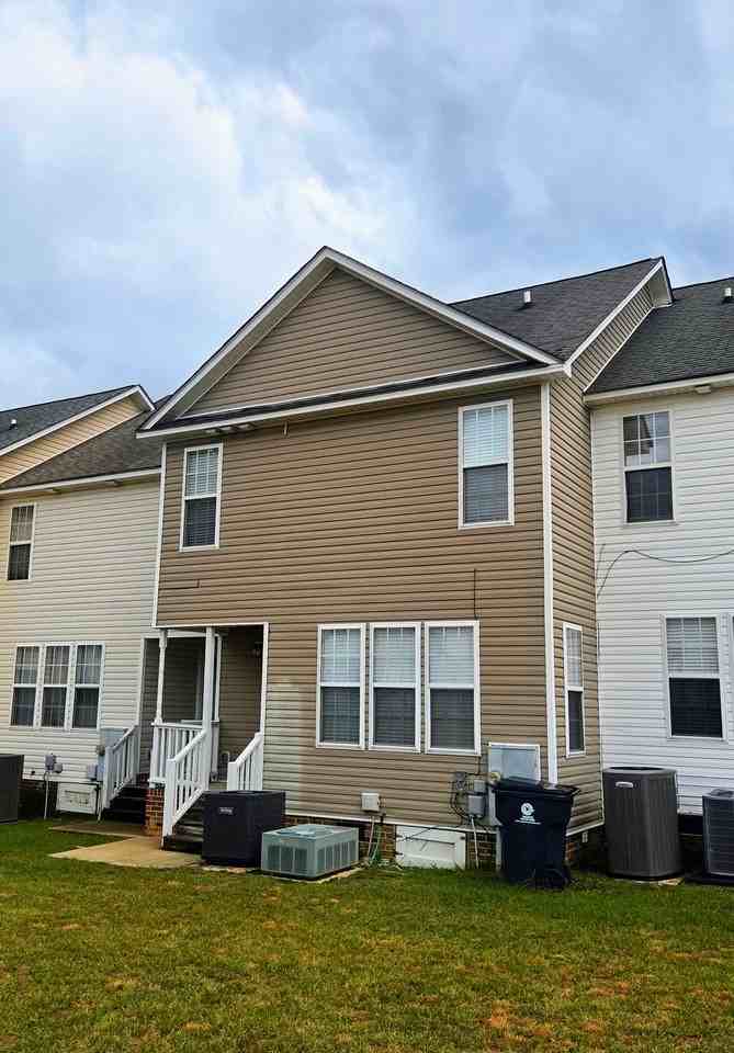 105 Wimbledon Ct #NA - Photo 2 of 12