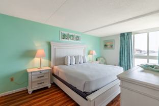 302 32nd St #205 - Photo 1 of 1
