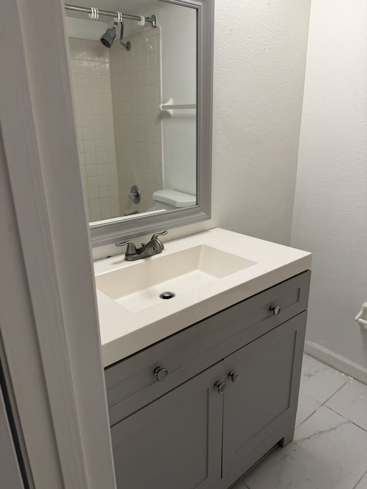 4815 W Mcelroy Ave #D208 - Photo 3 of 15