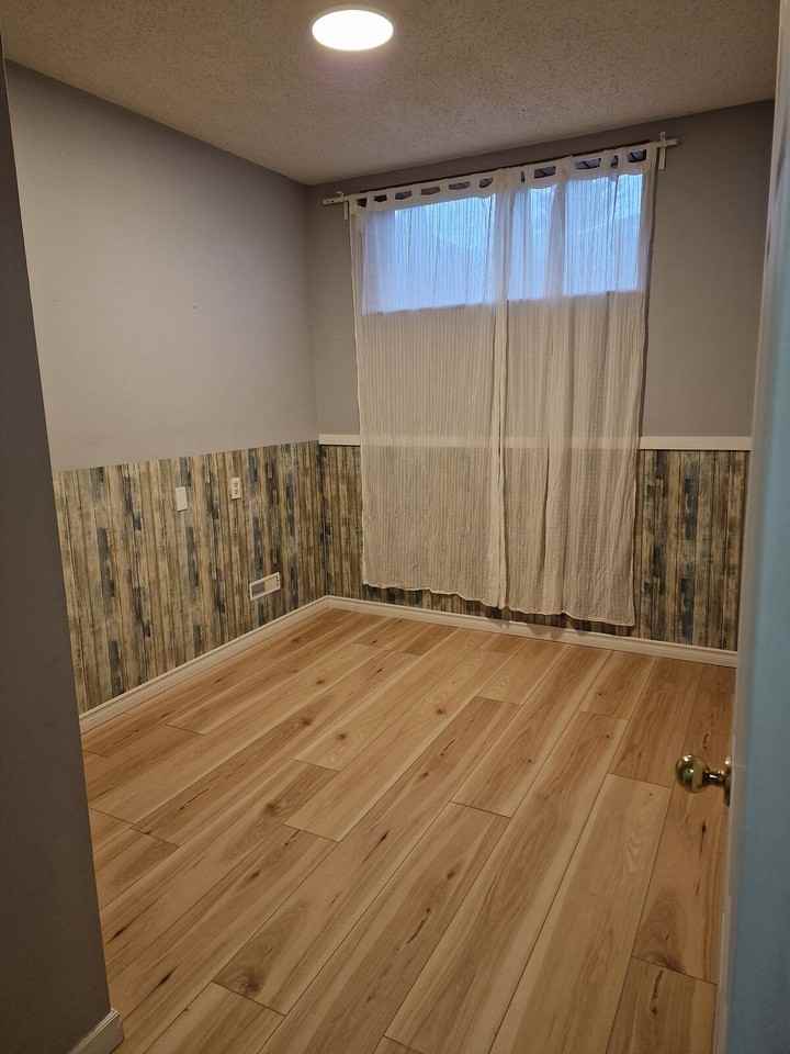 7825A 33 Ave Nw - Photo 5 of 18