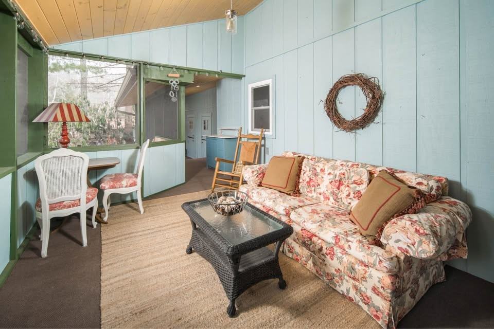 421 Windridge Rd #421 - Photo 7 of 10