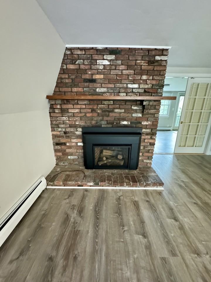 1 Lincoln Ave #2ndFL - Photo 5 of 7