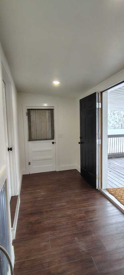 112 W Park St #2 - Photo 5 of 18
