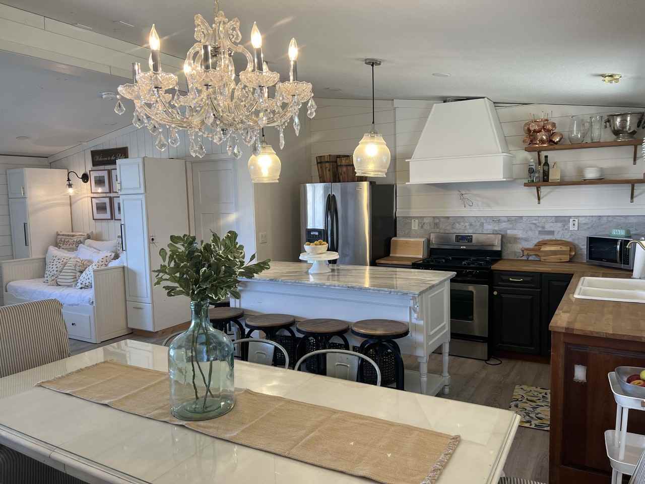 594 S Aspen Dr #NA - Photo 6 of 20