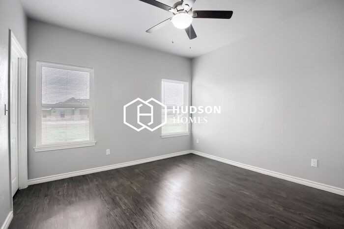 101 Pharm Hills Rd #1301 - Photo 7 of 10
