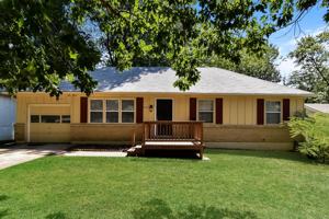 featured image of 8529 Elm Ave