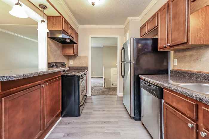 623 Basswood Dr - Photo 4 of 10