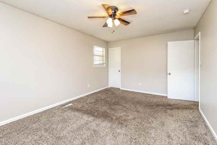 623 Basswood Dr - Photo 5 of 10