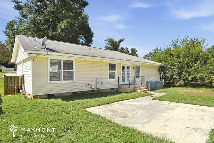 6432 Rockwell Blvd - Photo 3 of 3