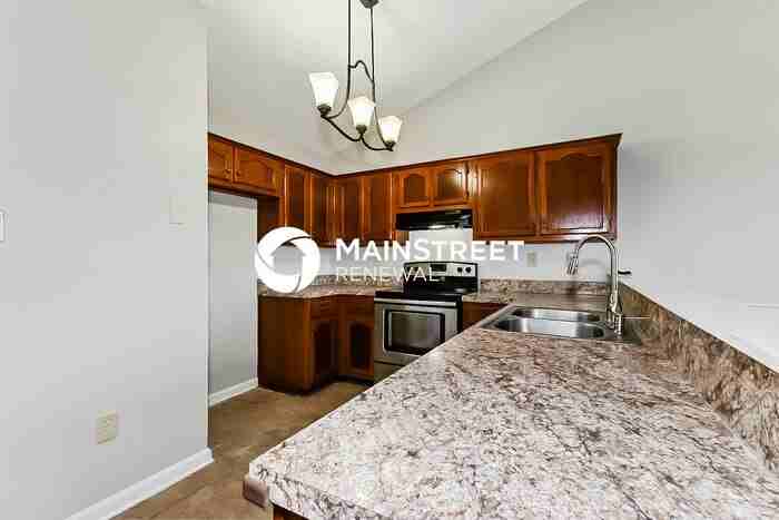 10343 Oak Leaf Dr - Photo 6 of 16