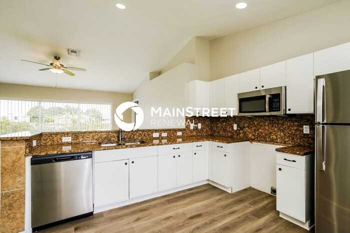 4110 21st St Sw - Photo 5 of 16