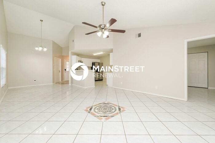 1321 Coolridge Dr - Photo 3 of 16