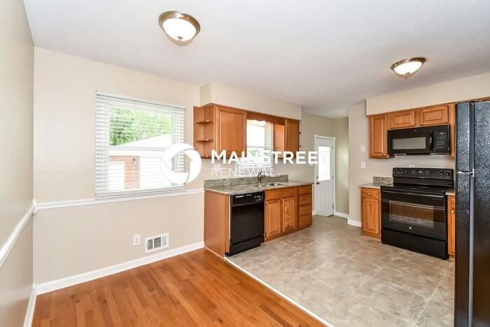 130 Crator Dr - Photo 6 of 17