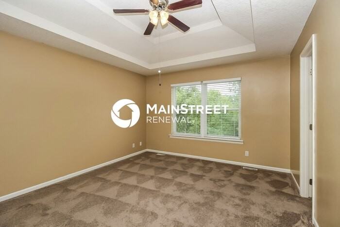 11306 N Lewis Ave - Photo 7 of 17