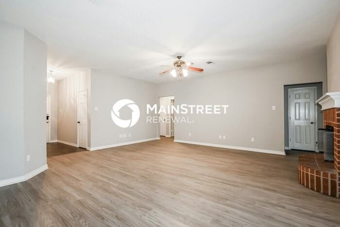 616 Joy Ln - Photo 3 of 16