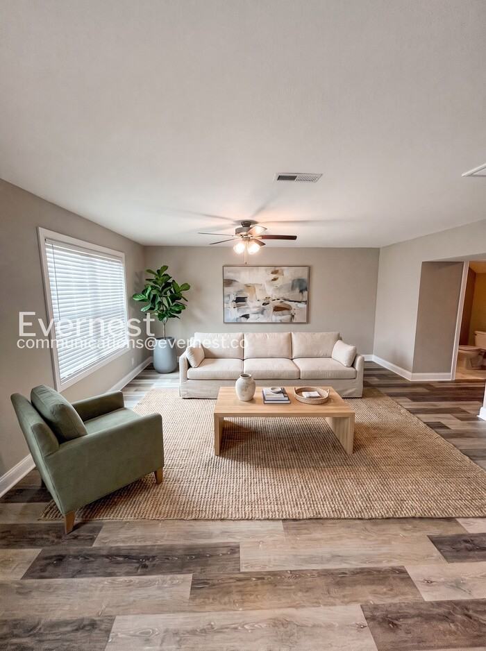 255 Dugger Dr - Photo 5 of 29