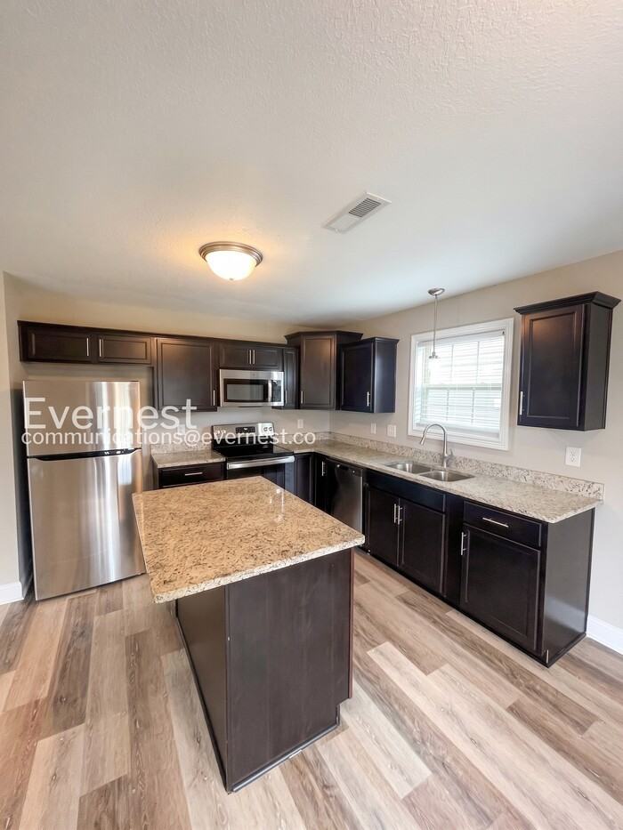 255 Dugger Dr - Photo 6 of 29