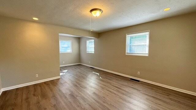 4405 N Audubon Rd - Photo 3 of 14