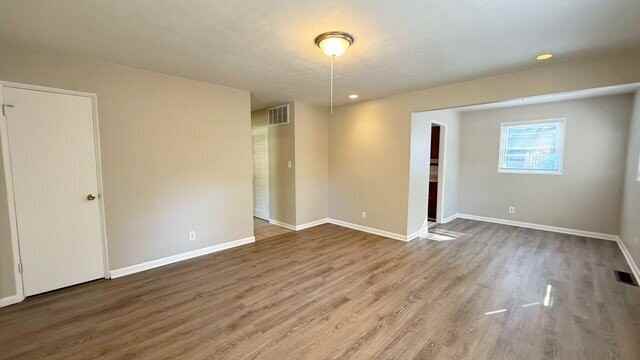 4405 N Audubon Rd - Photo 4 of 14
