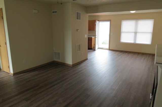 4032 Grayson Dr - Photo 2 of 22