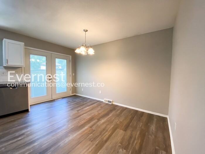 2805 Nw Castle Dr - Photo 4 of 20