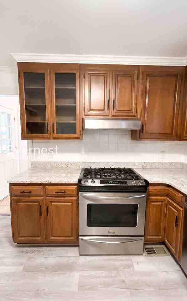 5105 Tower Rd - Photo 7 of 28
