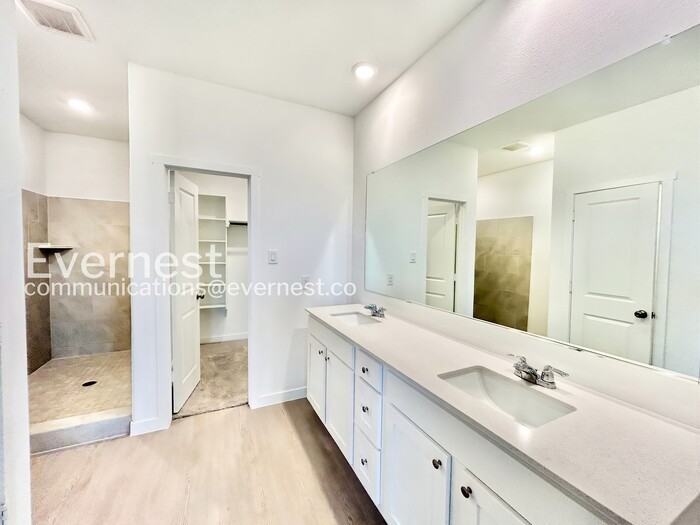 1353 Rockwell Dr - Photo 7 of 27