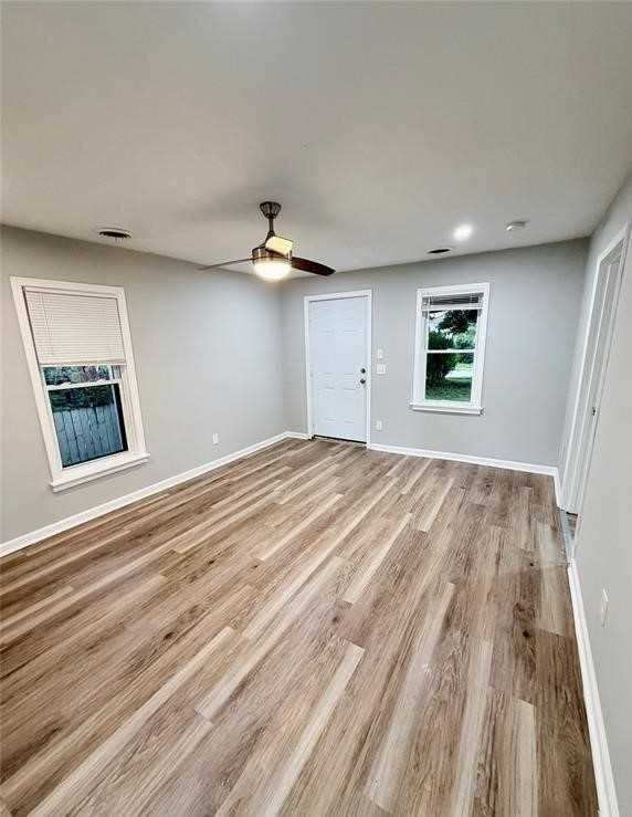 8661 Dodge Ave - Photo 5 of 14