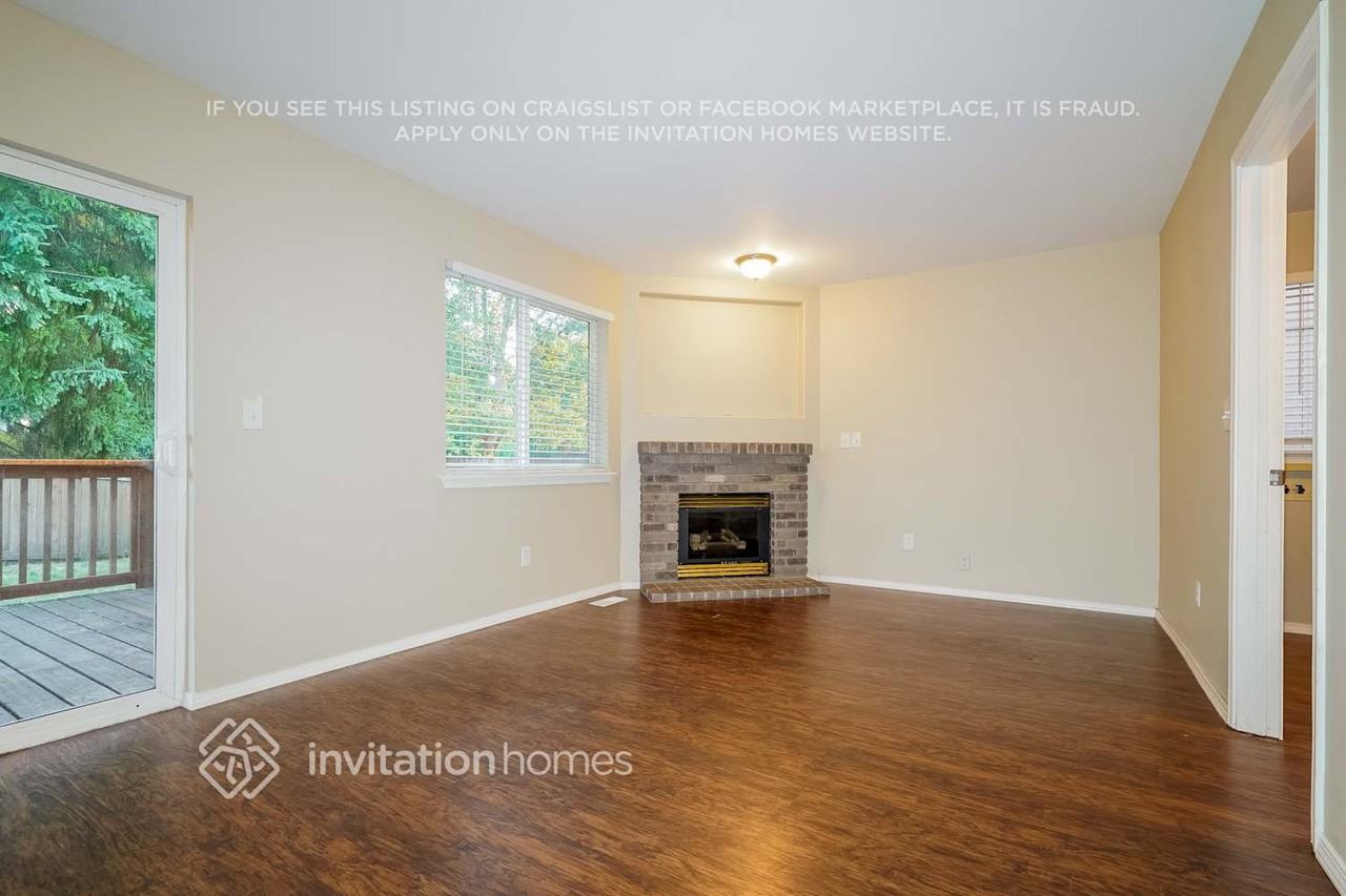 4420 225th Street Ct E - Photo 4 of 18