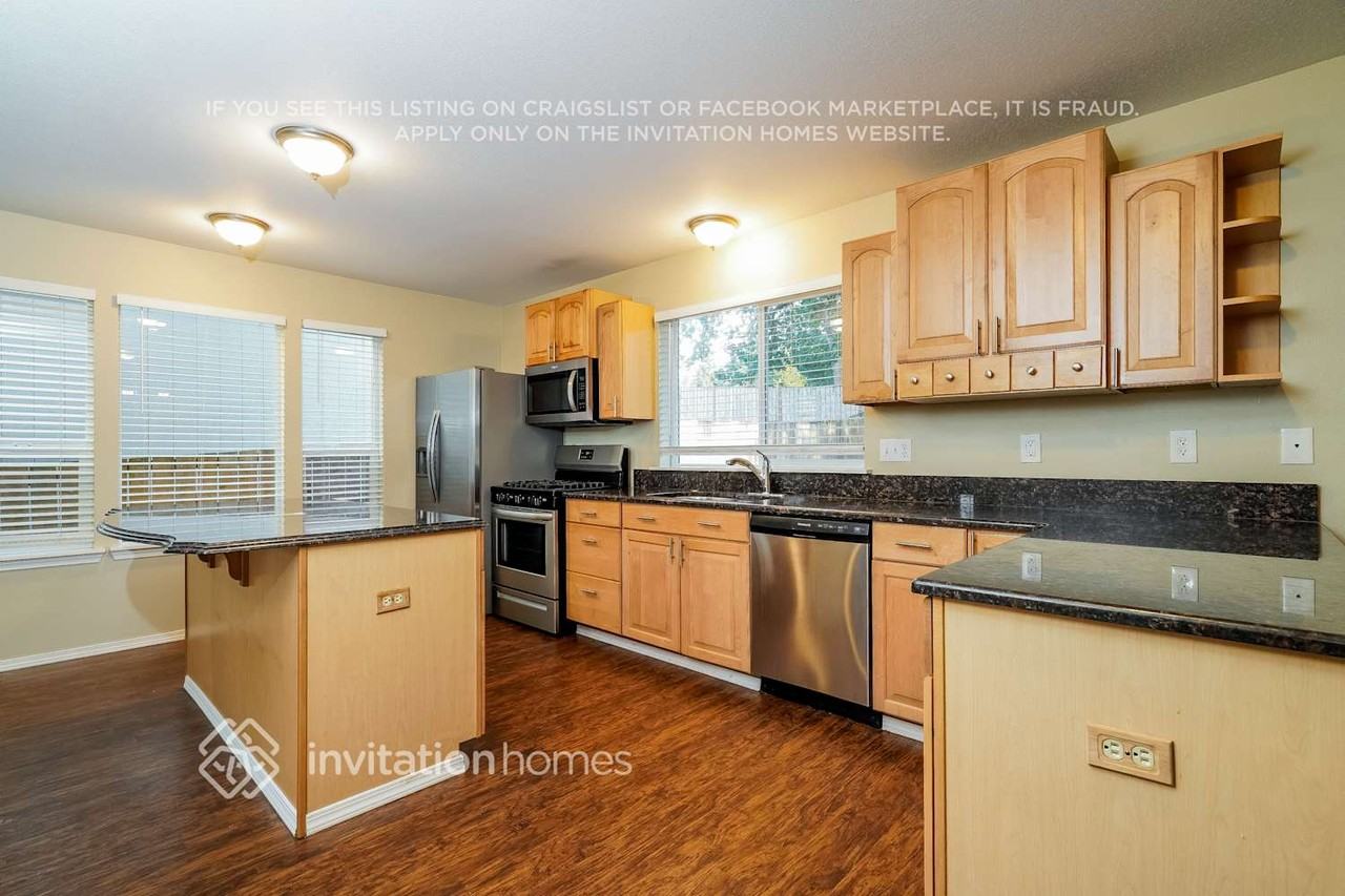 4420 225th Street Ct E - Photo 7 of 18