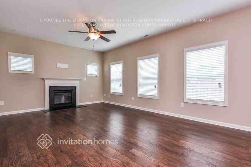 70 Heron Point Way - Photo 2 of 26