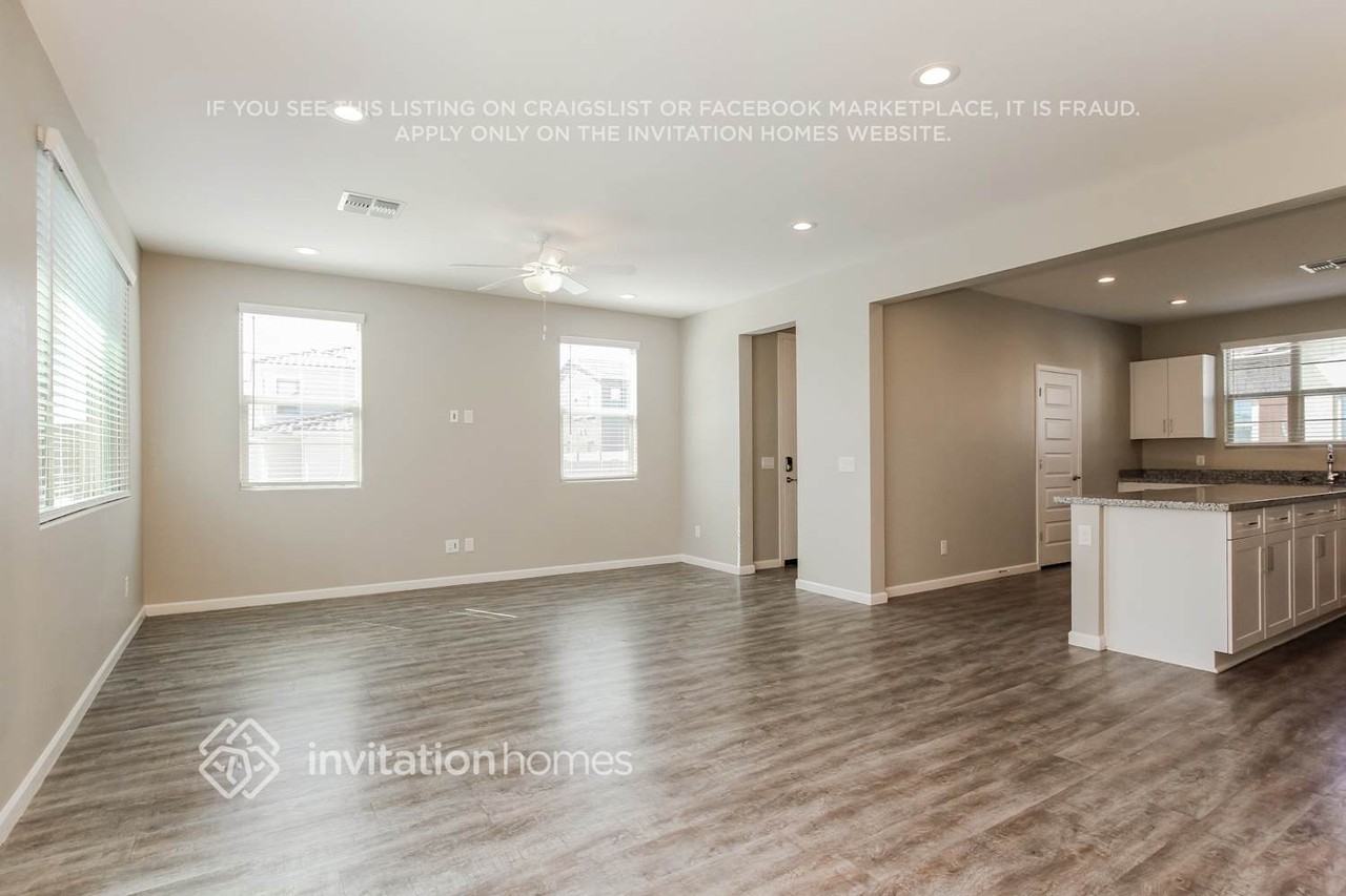 18981 W Reade Ave - Photo 6 of 27