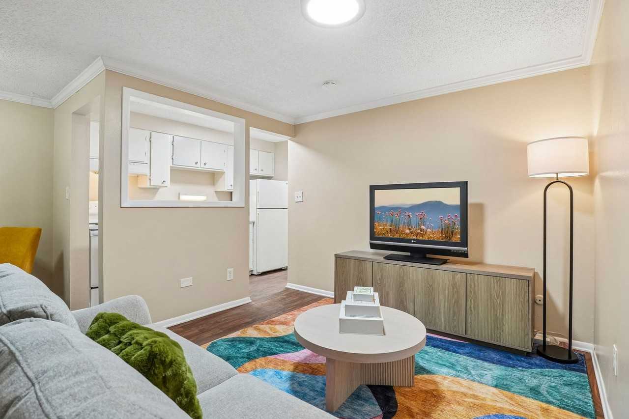 Lorinda Apartments - Photo 2 of 26