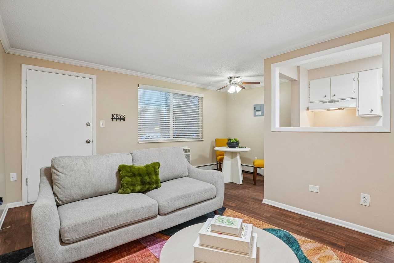 Lorinda Apartments - Photo 6 of 26