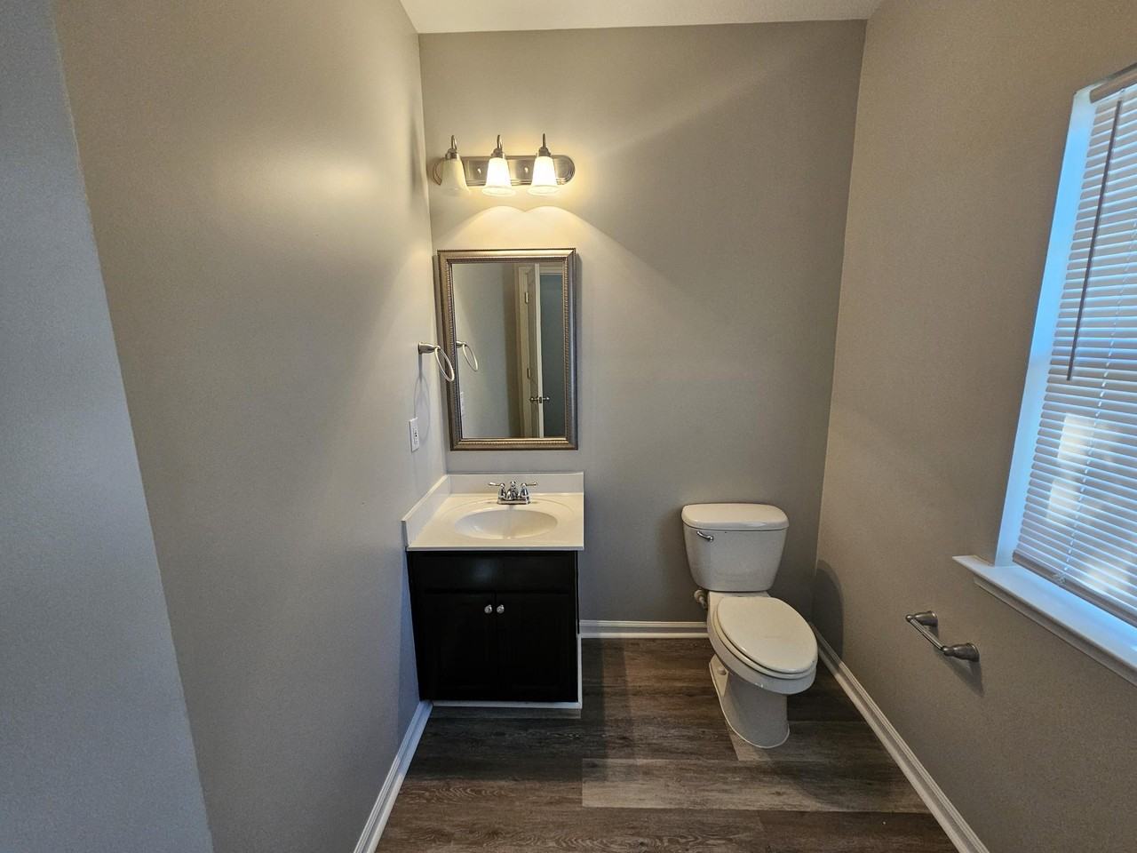 637 Clover View Rd #1 - Photo 3 of 27