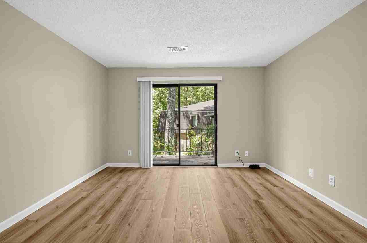 Orleans Apartments - Photo 4 of 50
