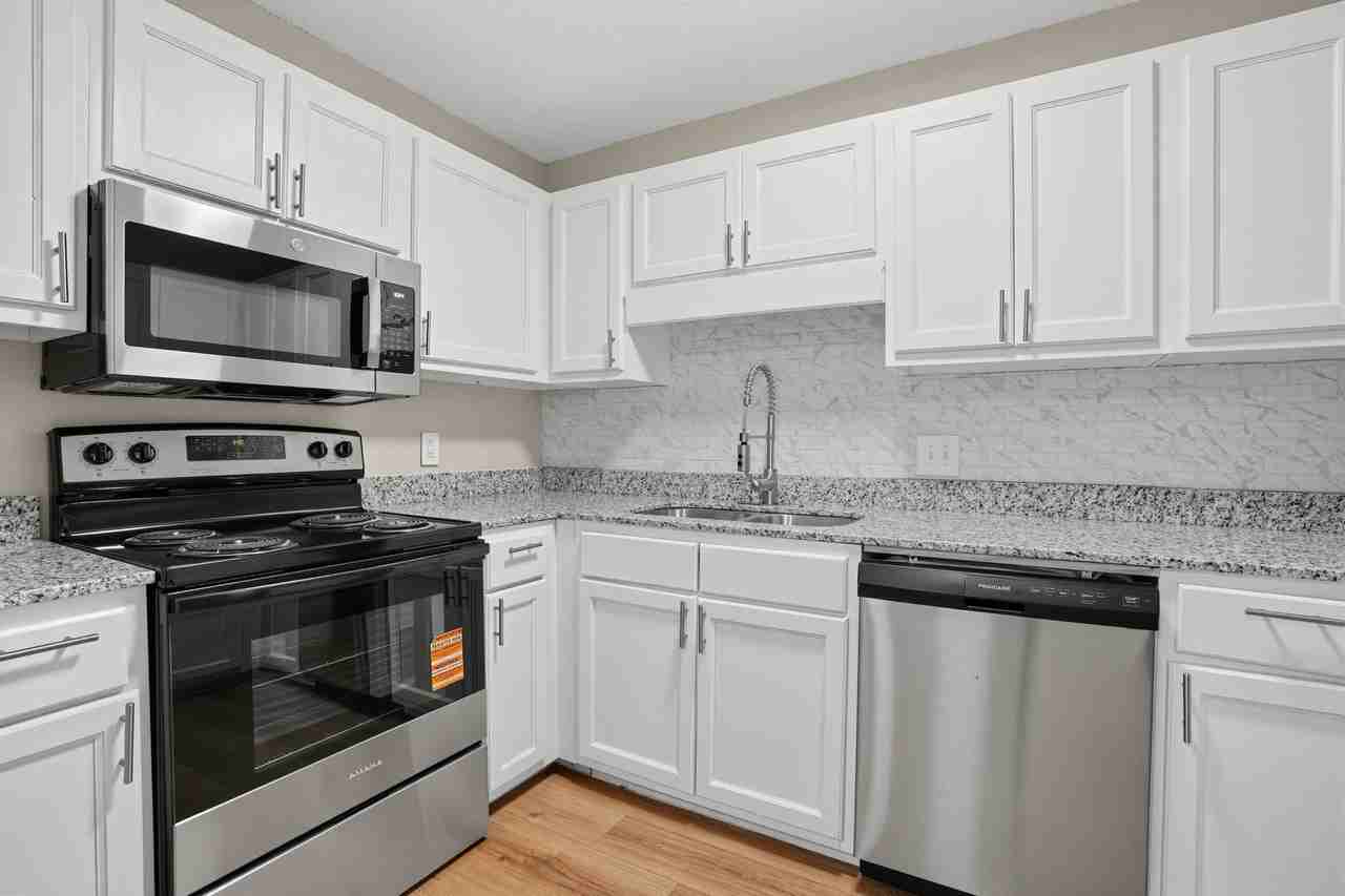 Orleans Apartments - Photo 6 of 50