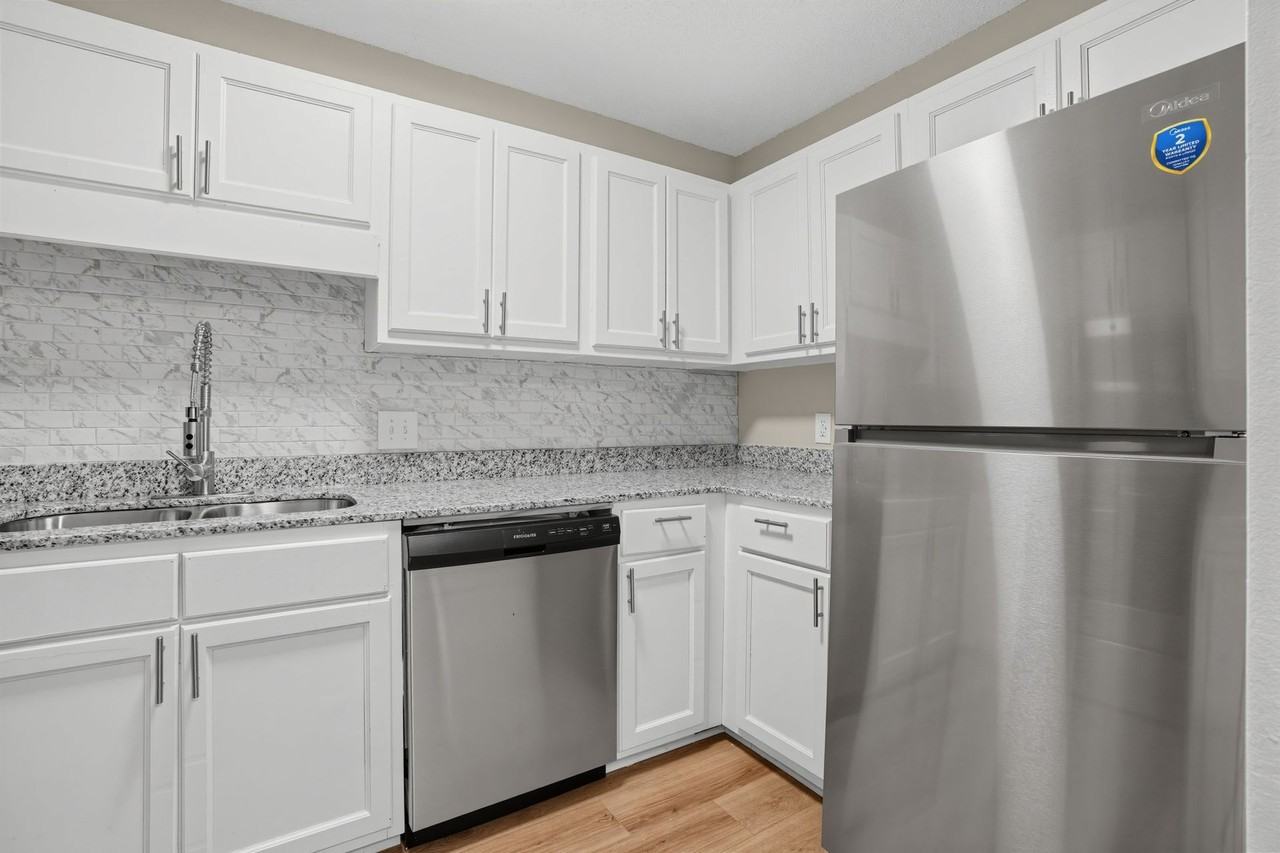 Orleans Apartments - Photo 7 of 50