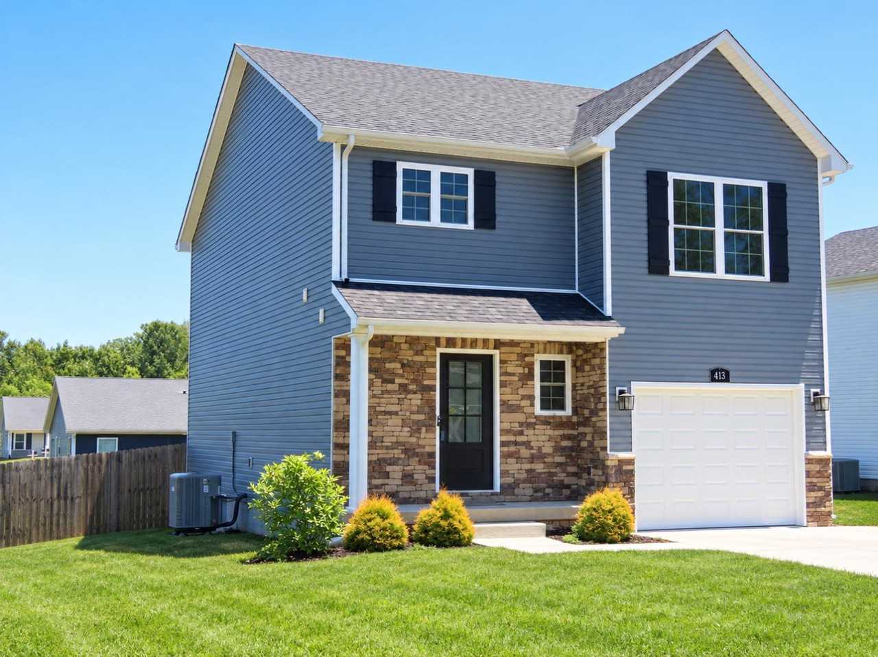 413 Sandy Cir - Photo 2 of 2