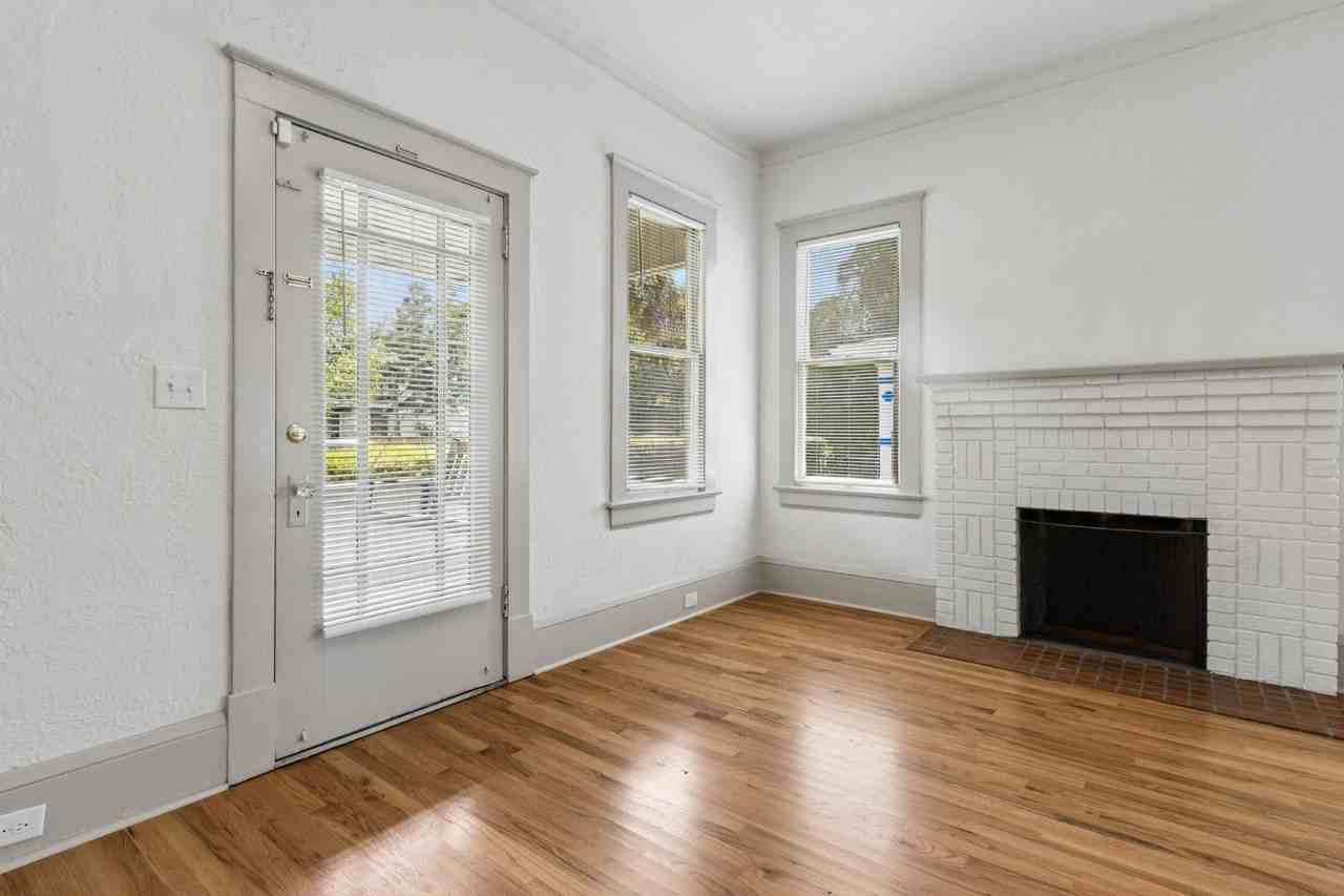 2747 Forbes St - Photo 7 of 21