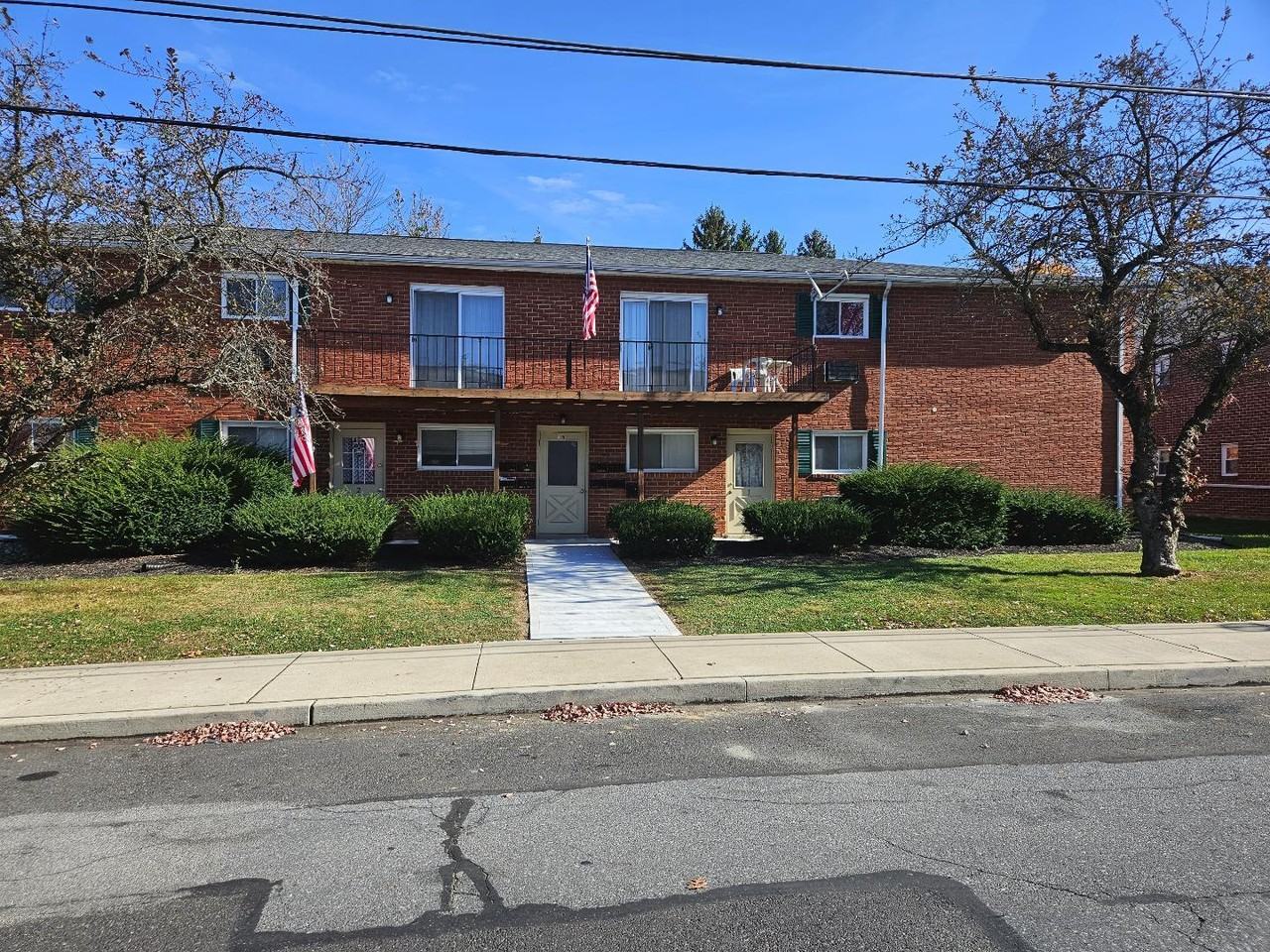 Forest View Apartments - Photo 2 of 14
