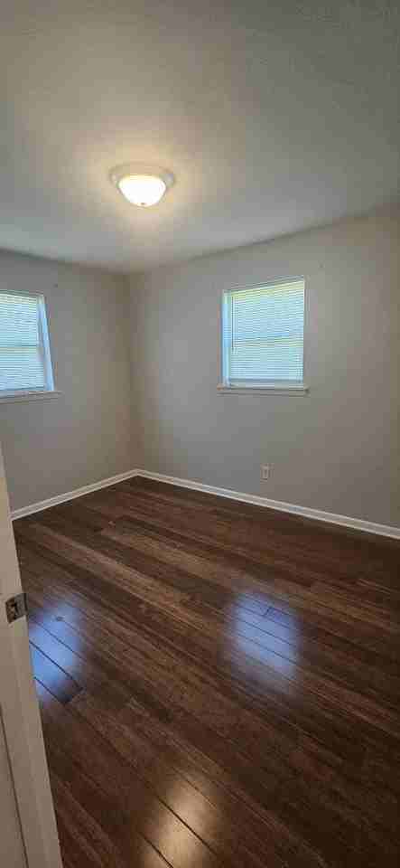 800 Saint James Church Rd - Photo 3 of 20